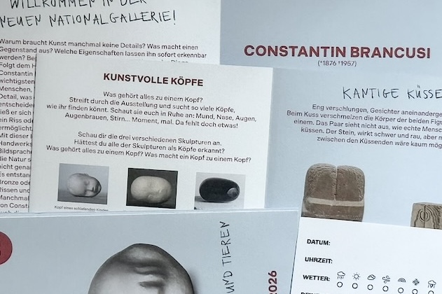 Collage von Printmaterial zur Ausstellung "Brancusi" in der Neuen Nationalgalerie, Berlin vom Sommer 2026